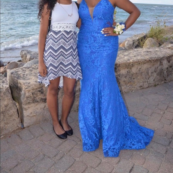 STUNNING Electric Blue Prom Dress size 8 - Picture 9 of 10